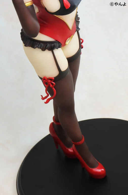 Yanyo - Scale Figure - Yūyu (Red Bunny Ver.)