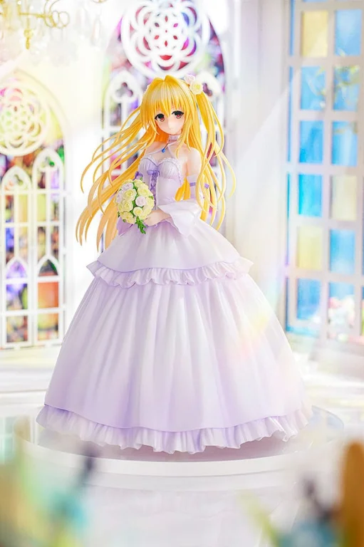 To Love-Ru - Scale Figure - Golden Darkness (Wedding Dress Ver.)