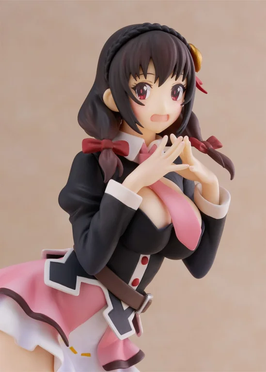 KonoSuba - Scale Figure - Yunyun (DX Ver.)