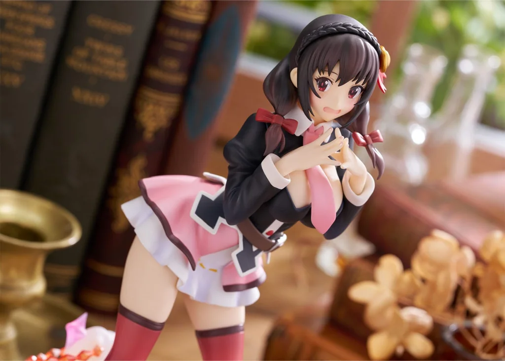 KonoSuba - Scale Figure - Yunyun (DX Ver.)