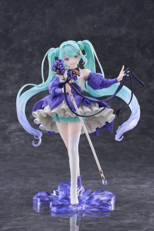 Character Vocal Series - AMP+ Figure - Miku Hatsune (Birthday 2024)