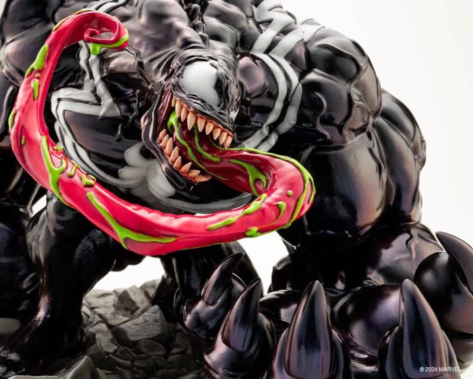 Marvel - ARTFX - Venom (Armed & Dangerous)