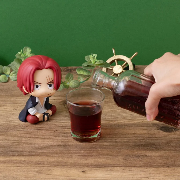 One Piece - Look Up Series - Red-Haired Shanks (with Gift)