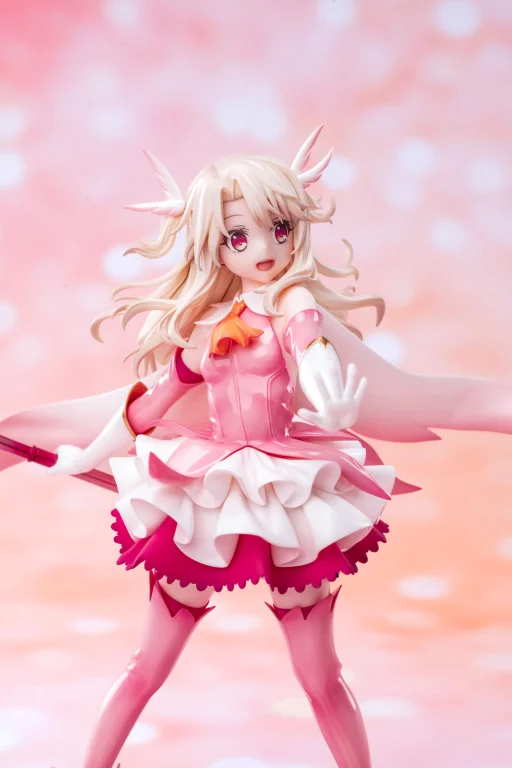 Fate/kaleid liner Prisma Illya - Scale Figure - Illyasviel von Einzbern (Anime 10th Anniversary Transformation Ver.)