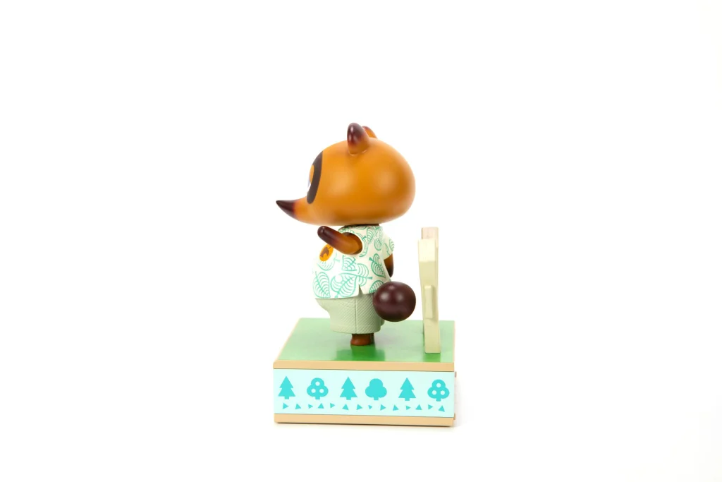 Animal Crossing - First 4 Figures - Tom Nook