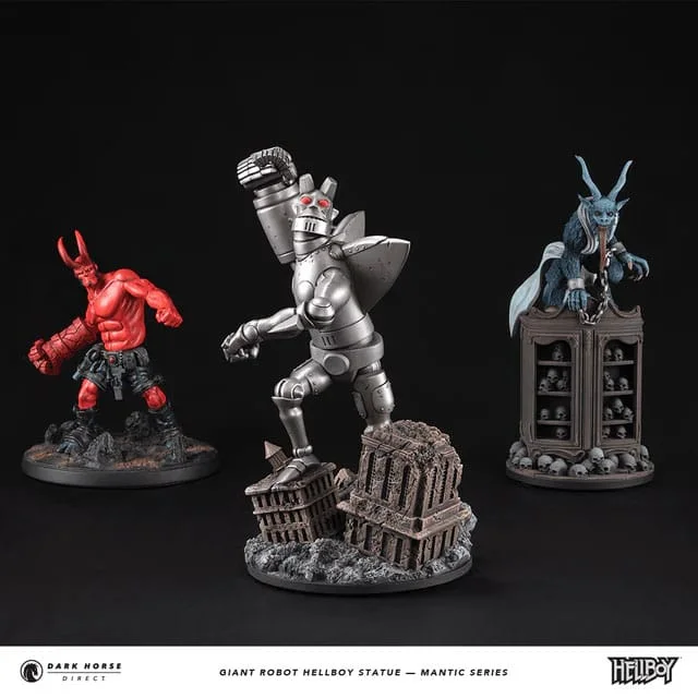 Hellboy - Non-Scale Figure - Giant Robot Hellboy