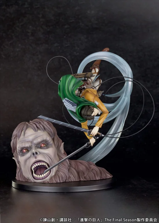 Attack on Titan - Scale Figure - Levi vs. Beast Titan