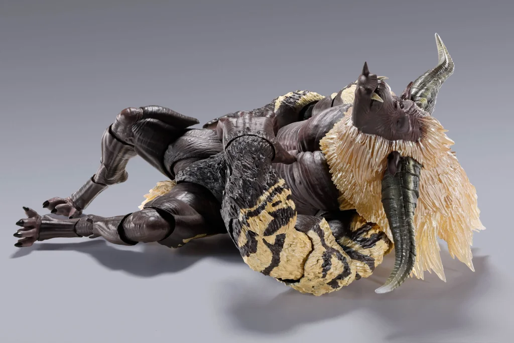 Monster Hunter - S.H.MonsterArts - Furious Rajang