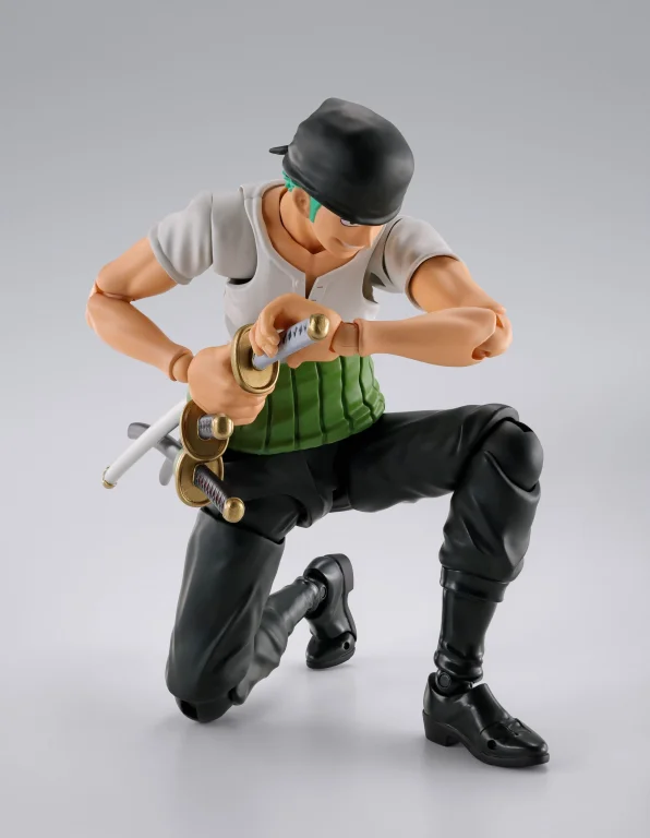 One Piece - S.H.Figuarts - Lorenor Zorro (Romance Dawn Ver.)