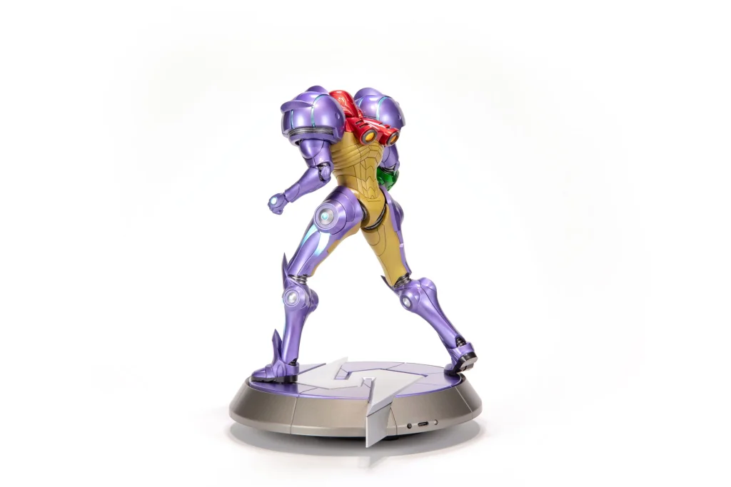 Metroid - First 4 Figures - Samus Aran (Gravity Suit) (Collector's Edition)