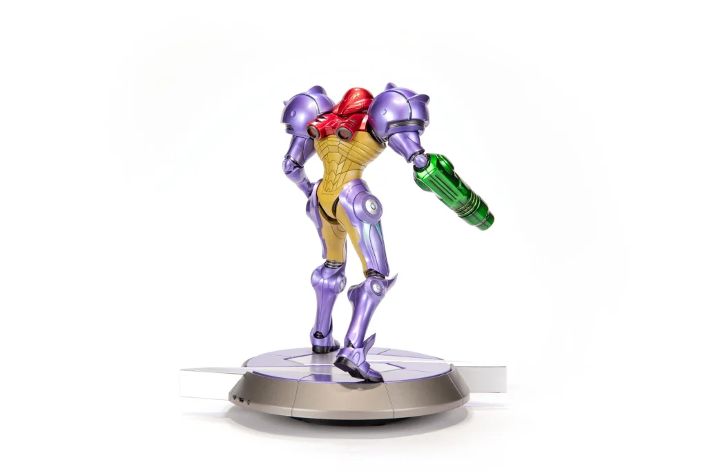 Metroid - First 4 Figures - Samus Aran (Gravity Suit) (Collector's Edition)