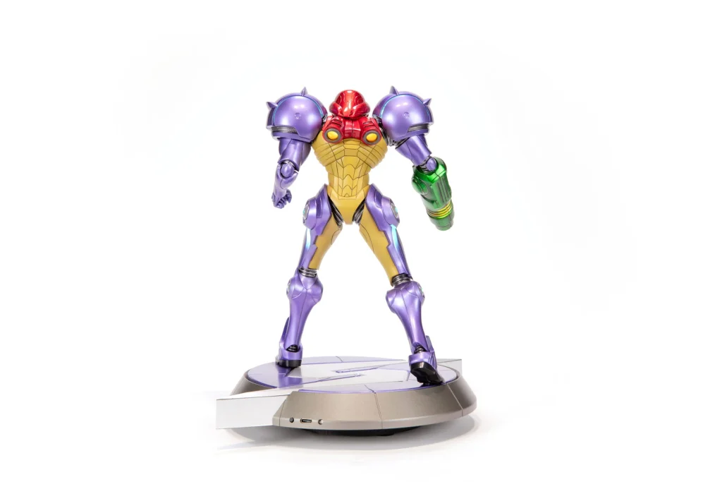 Metroid - First 4 Figures - Samus Aran (Gravity Suit) (Collector's Edition)