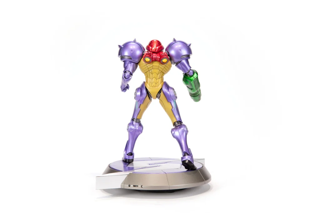 Metroid - First 4 Figures - Samus Aran (Gravity Suit) (Collector's Edition)