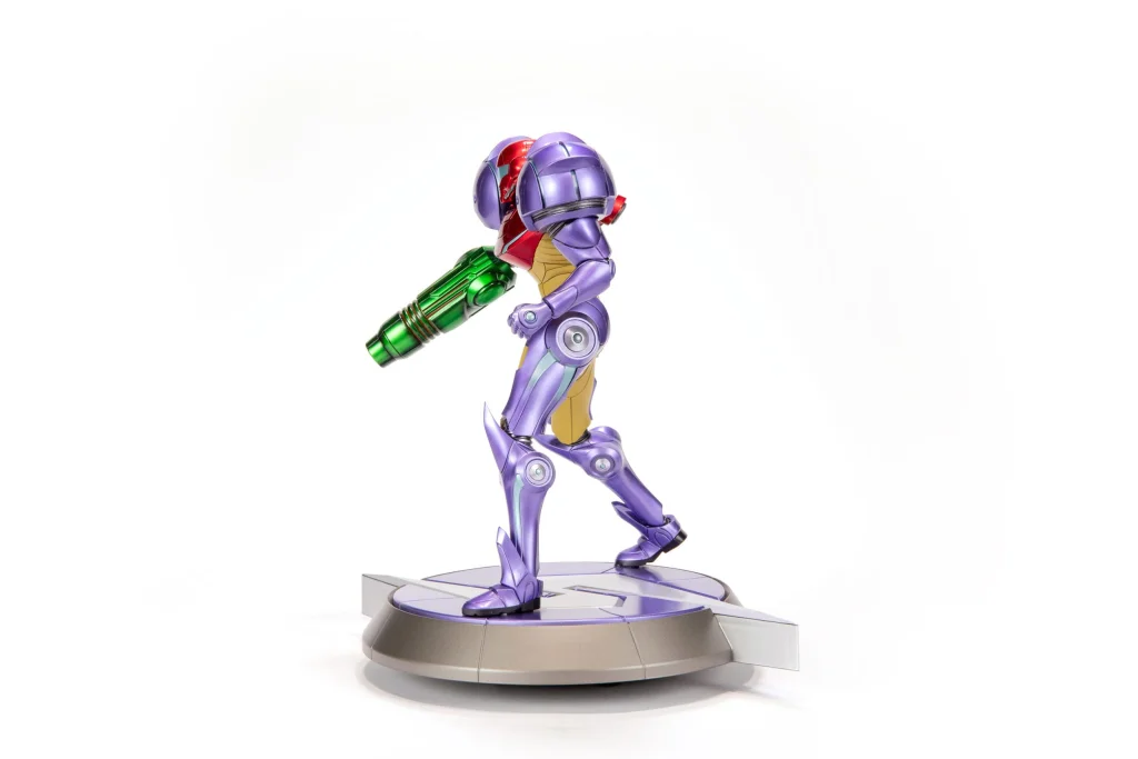 Metroid - First 4 Figures - Samus Aran (Gravity Suit) (Collector's Edition)