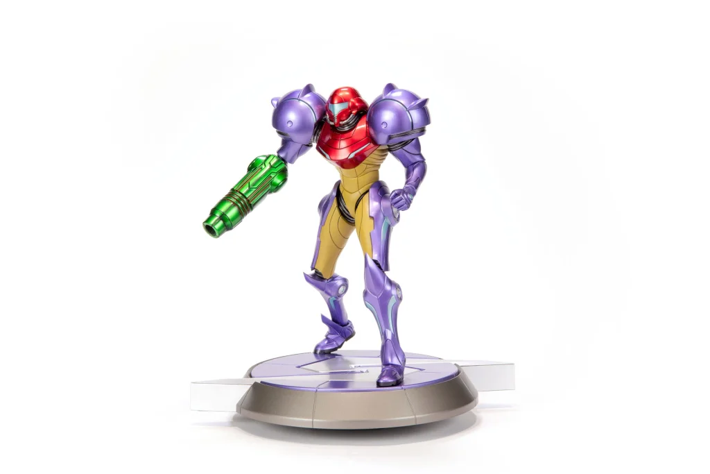 Metroid - First 4 Figures - Samus Aran (Gravity Suit) (Collector's Edition)