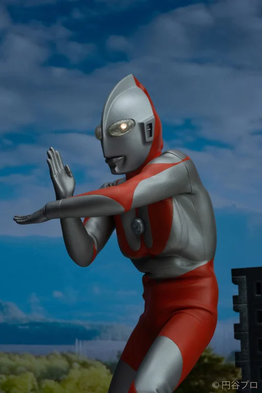 Ultraman - Non-Scale Figure - Ultraman (C-Type)