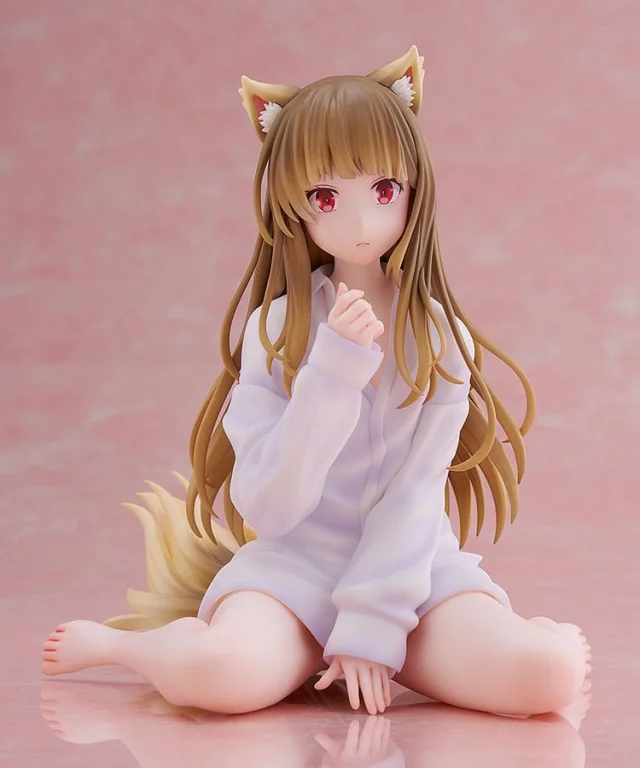 Spice and Wolf - Scale Figure - Holo (Dress Shirt Ver.)