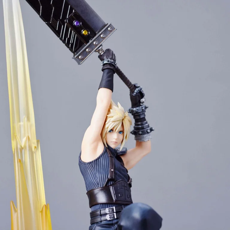 Final Fantasy VII Remake - Scale Figure - Cloud Strife