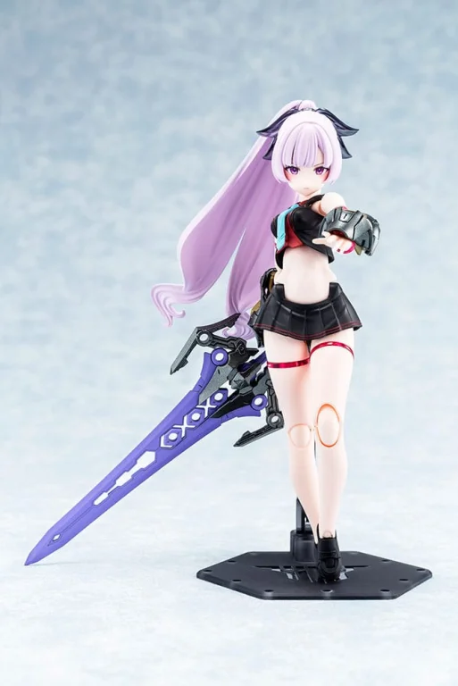 Megami Device - Plastic Model Kit - Buster Doll Paladin (Darkness Claw)