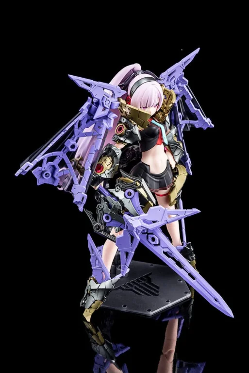 Megami Device - Plastic Model Kit - Buster Doll Paladin (Darkness Claw)