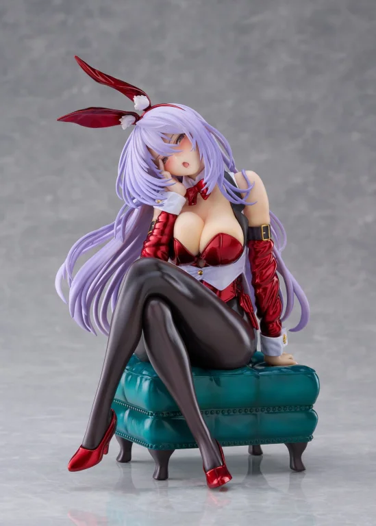 Shy Girls in Love - Scale Figure - Tsuduri Amagasa (Bunny Style, Christmas Santa Color)