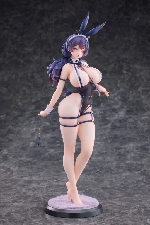 Sue - Scale Figure - The Obedient Hina Verna (Barefoot Ver.)