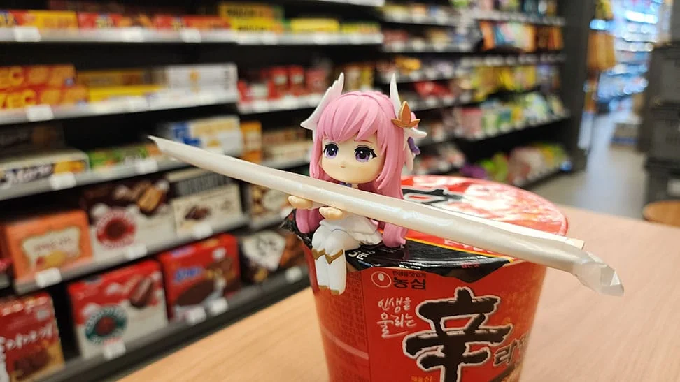 NIKKE - Cup Noodle Holder - Dorothy