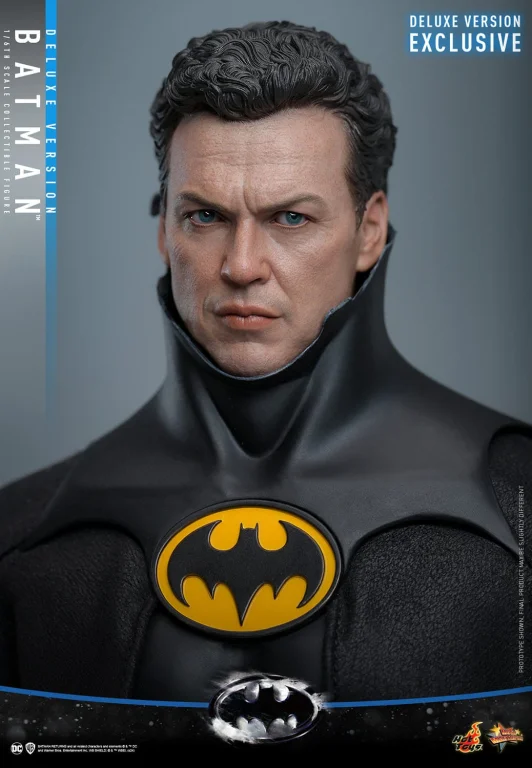 Batman - Scale Action Figure - Batman (Deluxe Version)