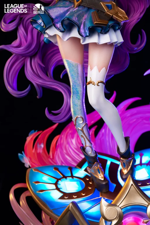 League of Legends - Scale Figure - Seraphine, the Starry-Eyed Songstress