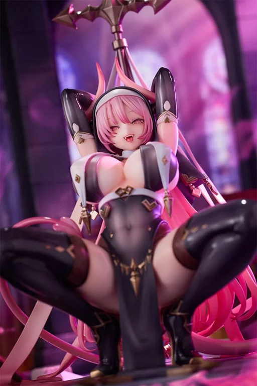 Moco - Scale Figure - Devil Sister Nemu (Tapestry Set Edition)