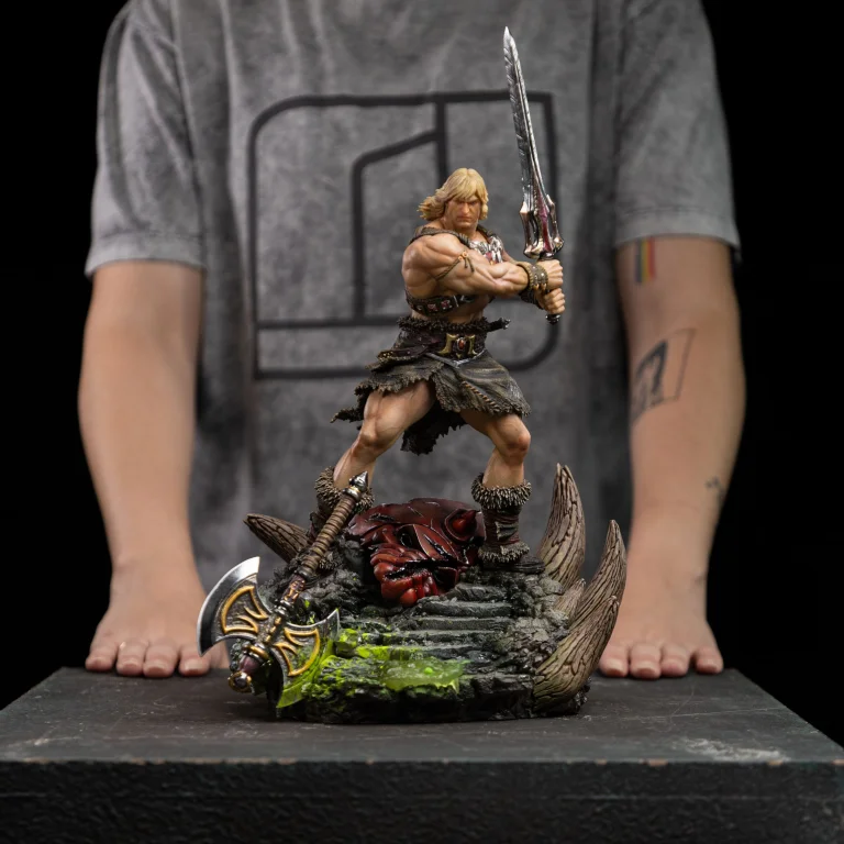 Masters of the Universe - Deluxe Art Scale - He-Man (Unleashed)