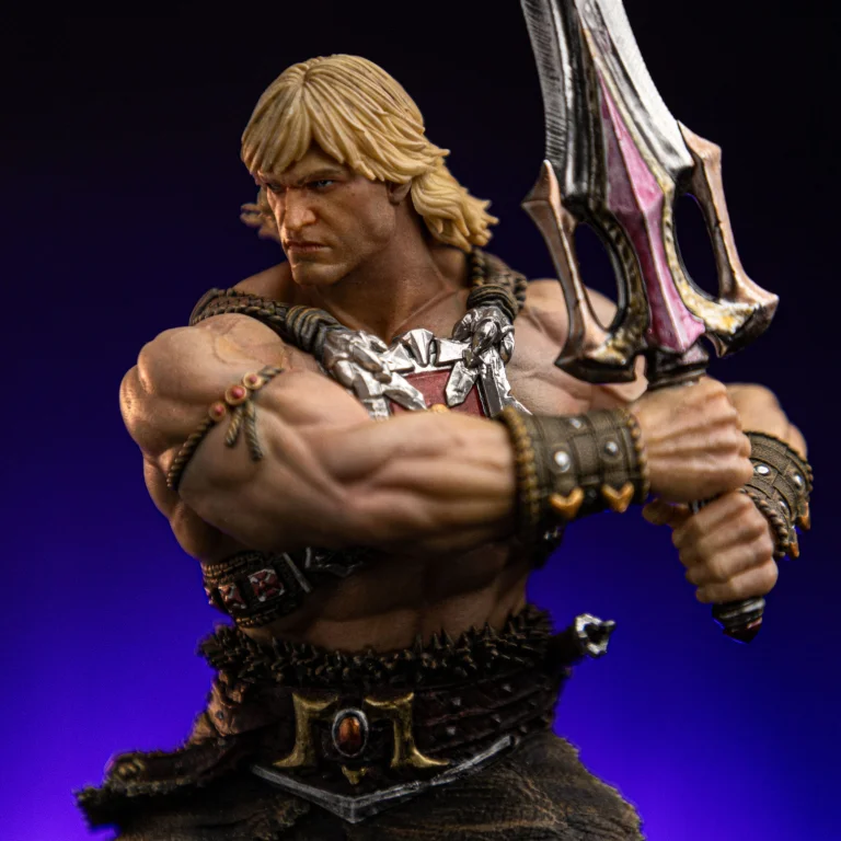 Masters of the Universe - Deluxe Art Scale - He-Man (Unleashed)