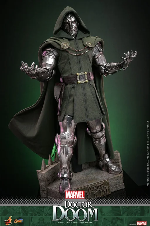 Marvel - Scale Action Figure - Doctor Doom