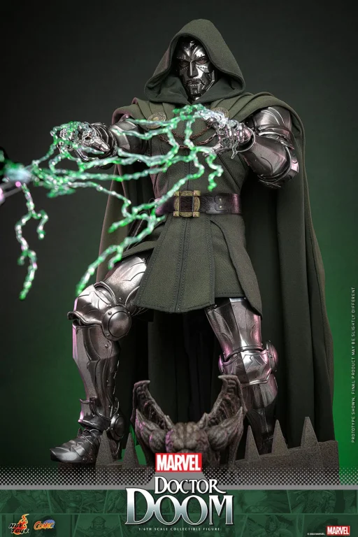 Marvel - Scale Action Figure - Doctor Doom