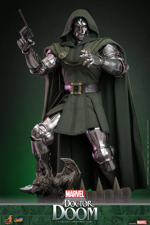 Marvel - Scale Action Figure - Doctor Doom