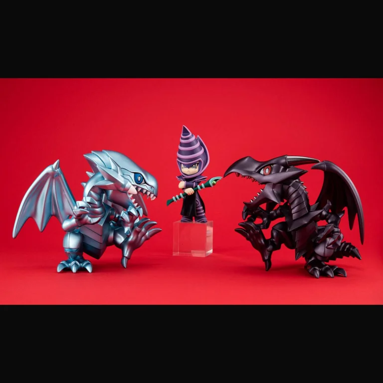 Yu-Gi-Oh! - MEGA TOON - Red-Eyes Black Dragon