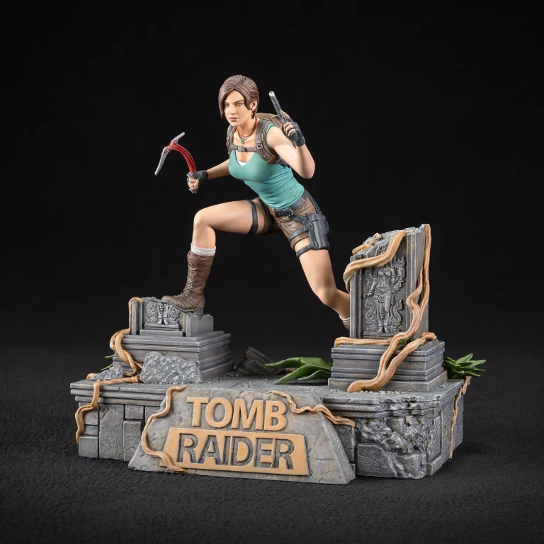 Tomb Raider - Non-Scale Figure - Lara Croft