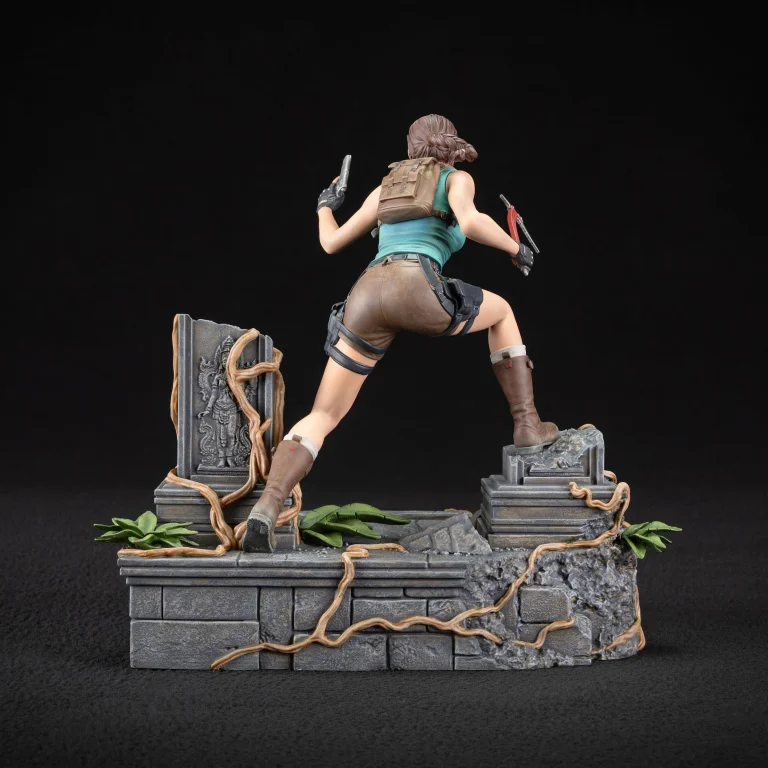 Tomb Raider - Non-Scale Figure - Lara Croft