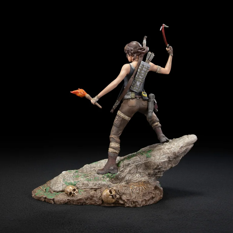 Tomb Raider - Non-Scale Figure - Lara Croft (Survivor Era)